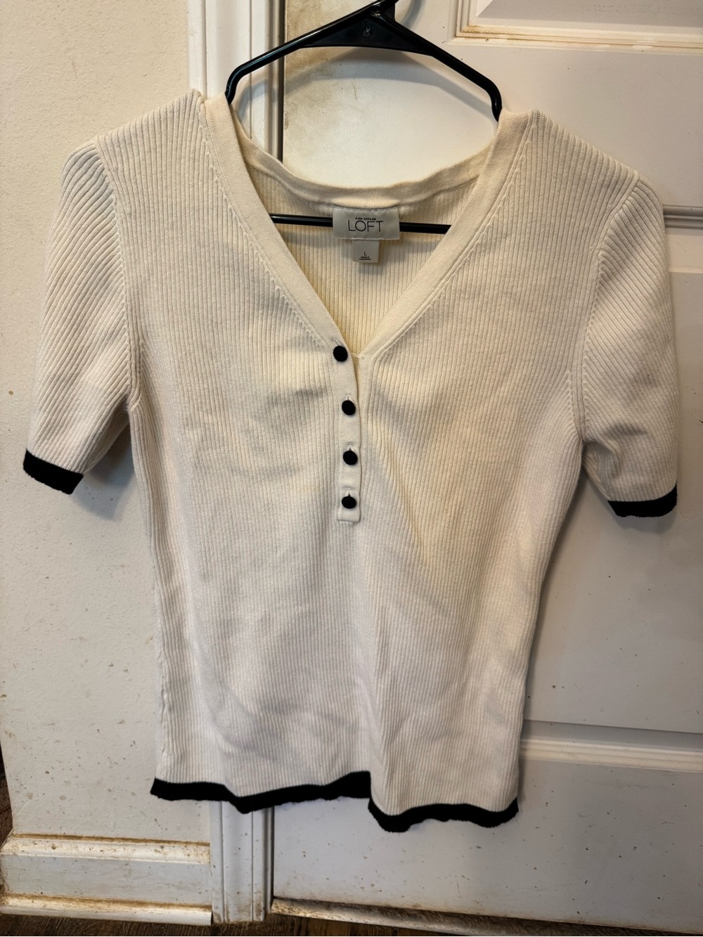 LOFT Size Large Ivory Ribbed Knit Top Black Trim Button Detail